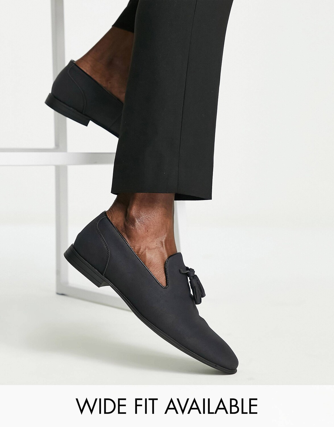 

Черные замшевые лоферы с кисточками ASOS DESIGN