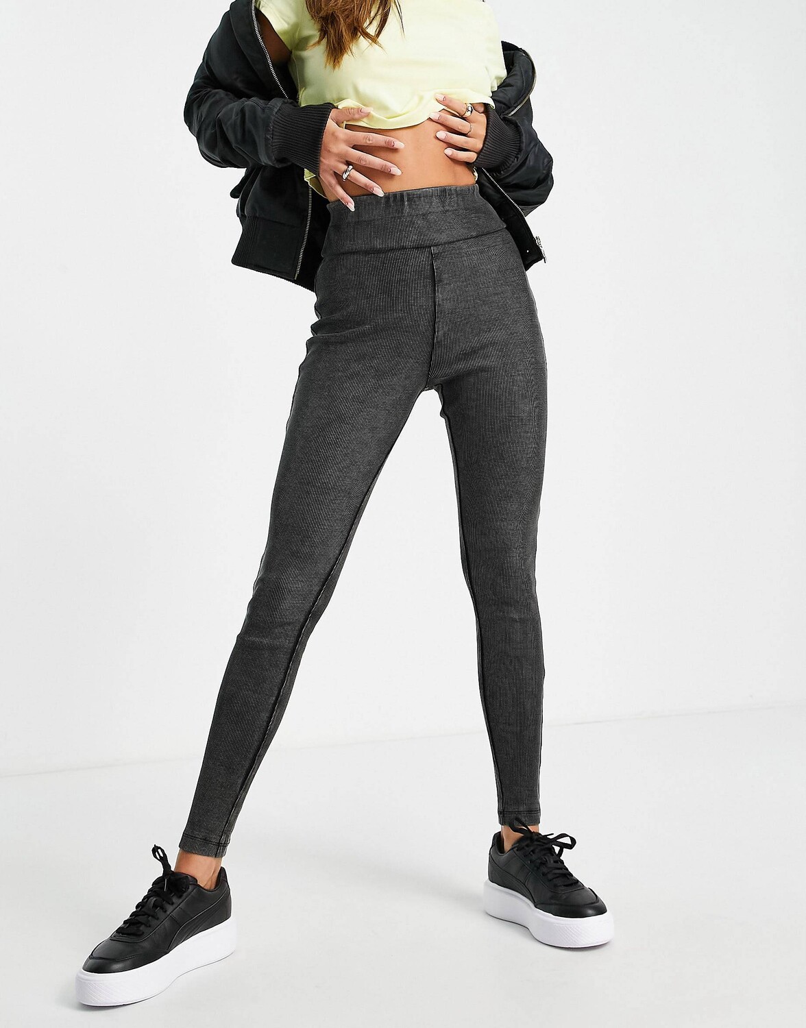 

Черные легинсы в рубчик с завышенной талией ASOS DESIGN