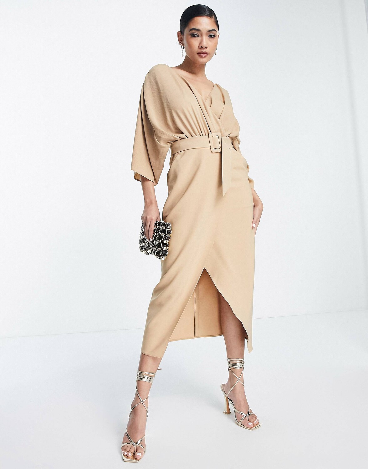 

Светло-коричневое платье миди с поясом ASOS DESIGN