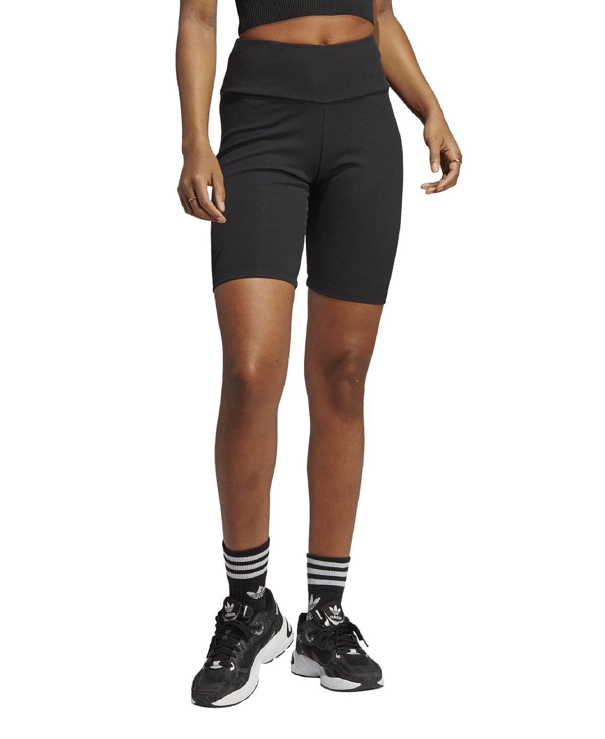 

Женские короткие леггинсы с высокой посадкой adicolor essentials adidas, черный