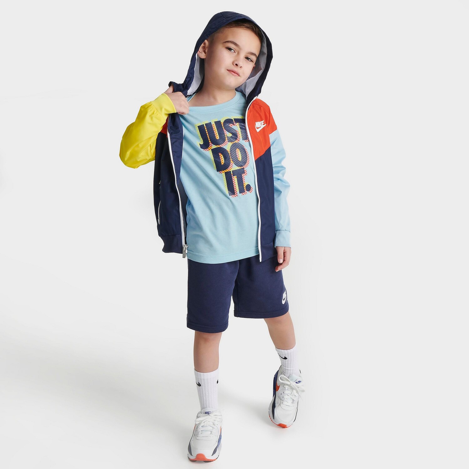 

Комплект куртки и шорт Nike Active Joy Windrunner для маленьких детей, синий
