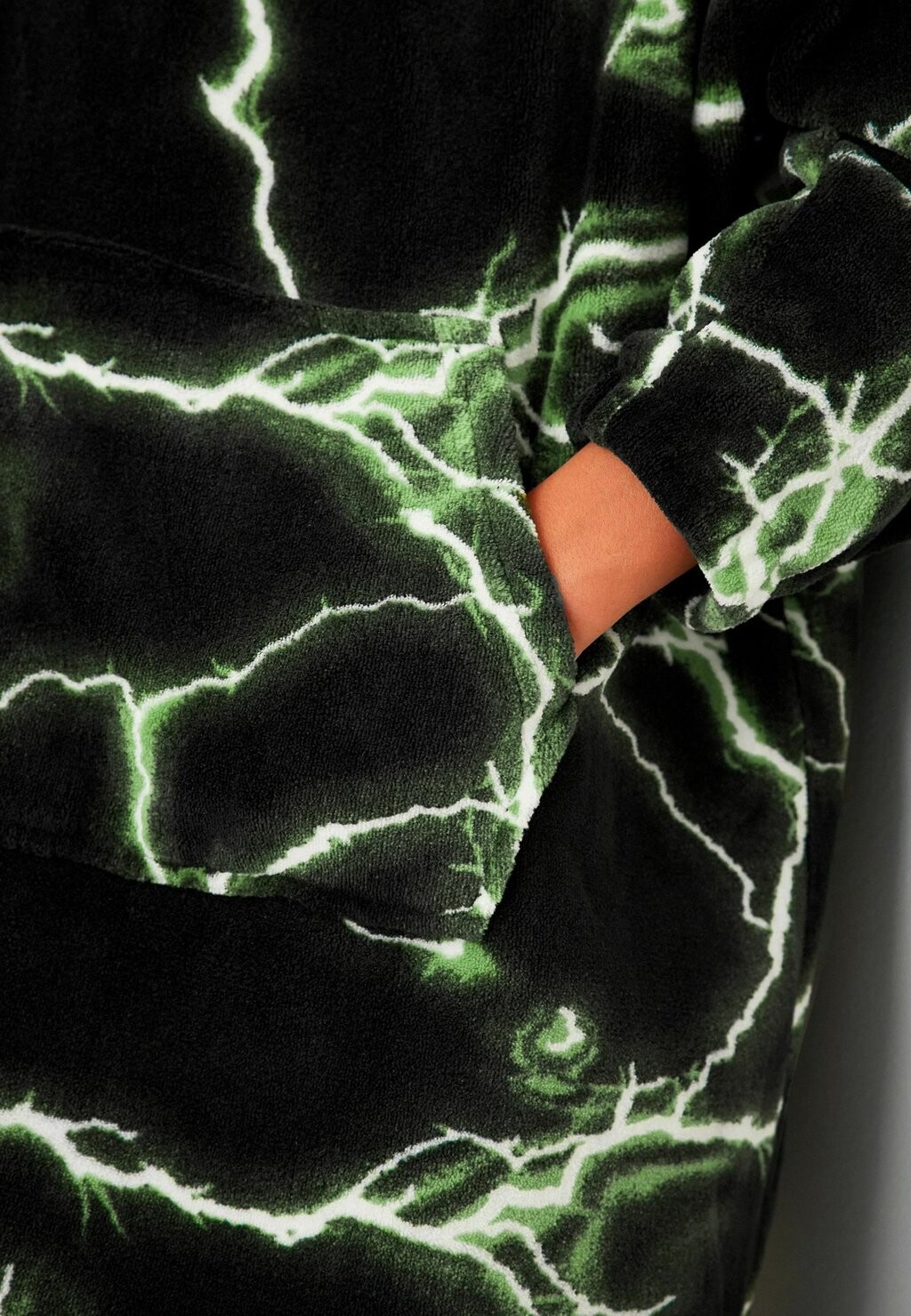 

Толстовка Next, цвет xbox black green