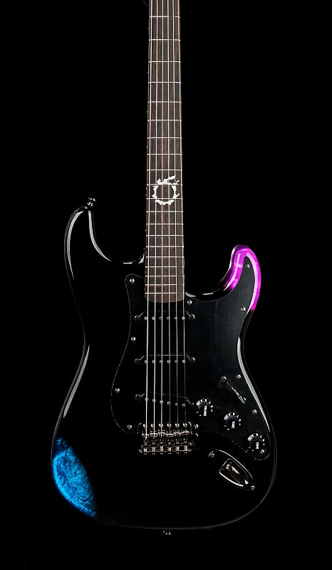 Fender FINAL FANTASY XIV Stratocaster - черный #00520 fender mij final fantasy xiv stratocaster jd22100339 8 фунтов 6 6 унции