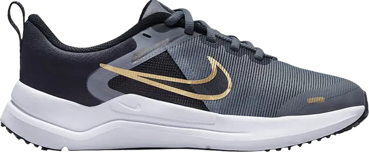 

Кроссовки Nike Downshifter 12 GS 'Cool Grey Metallic Gold', серый