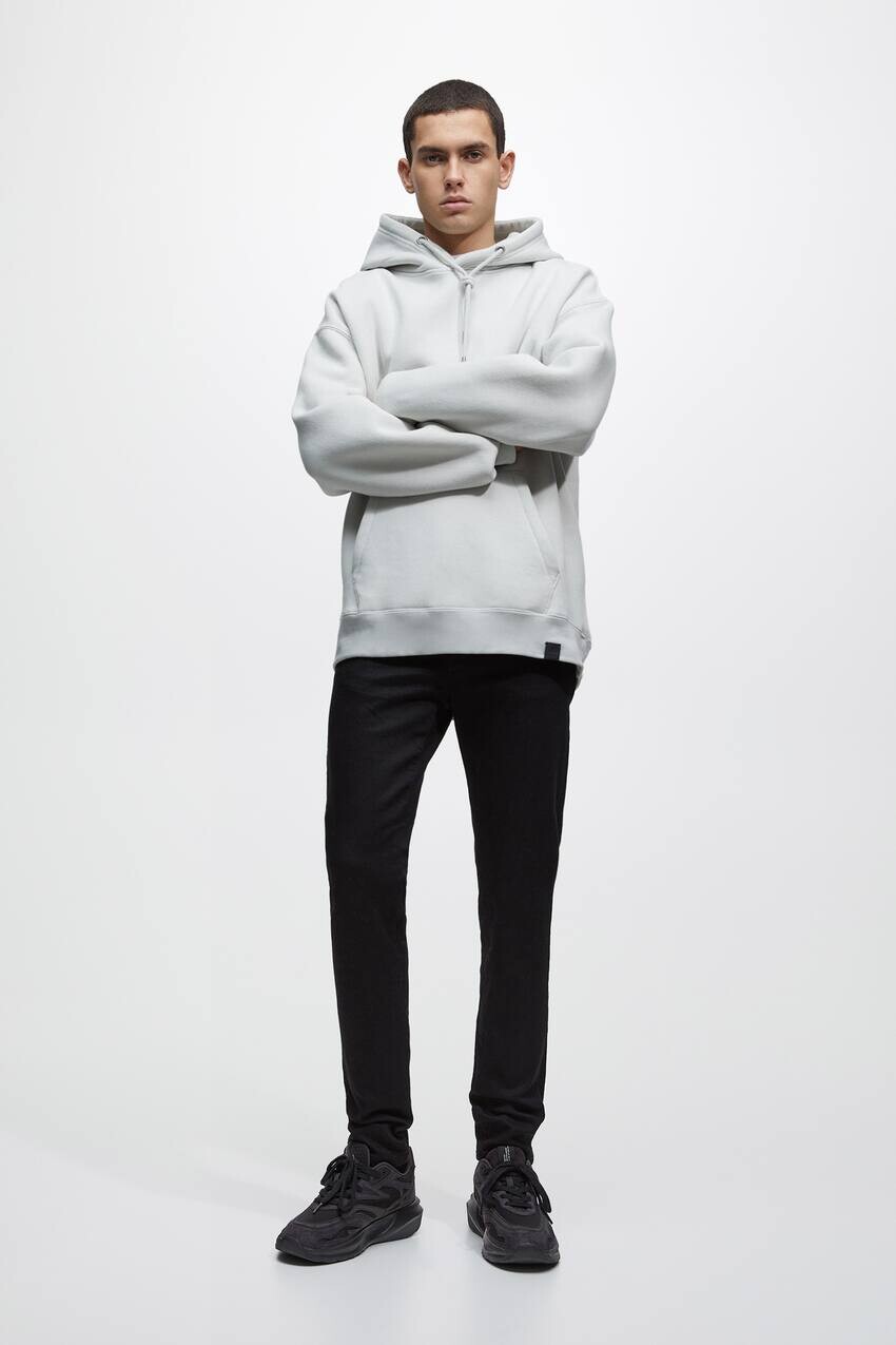 

Базовые черные джинсы скинни Pull&Bear, черный