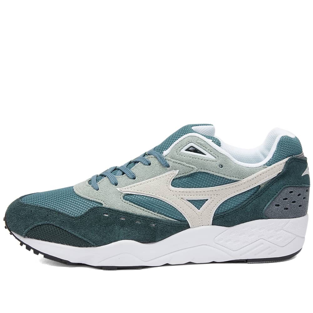 

Претендент С Mizuno