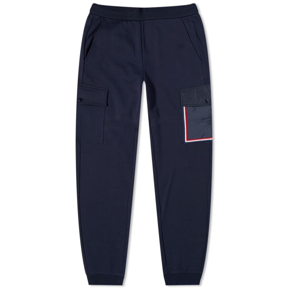 

Карманные спортивные штаны Moncler