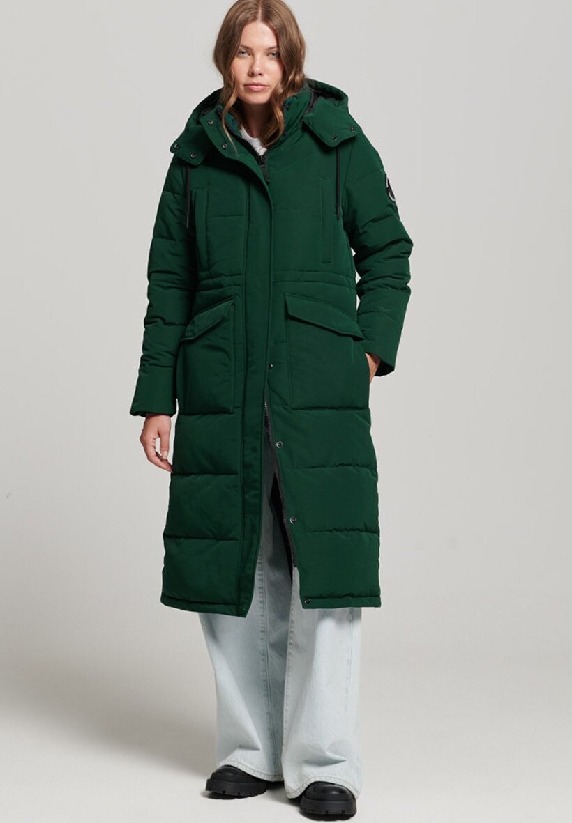 

Пальто зимнее Superdry, зеленый