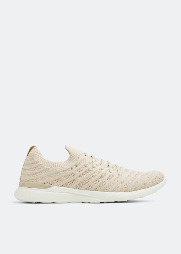 

Кроссовки ATHLETIC PROPULSION LABS TechLoom Wave sneakers, розовый