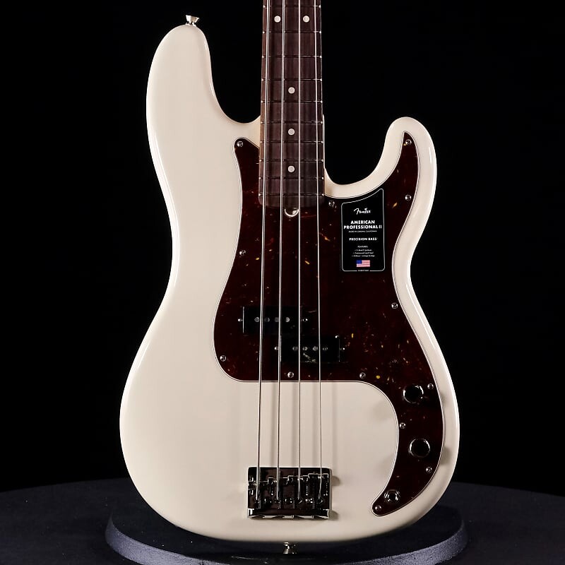 

Бас-гитара Fender American Professional II Precision Bass — олимпийский белый с накладкой из палисандра