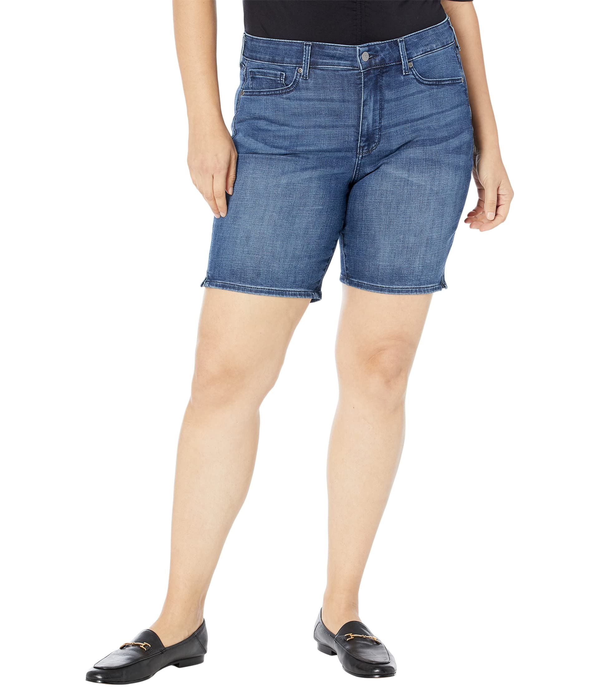 Шорты NYDJ, Plus Size Ella Shorts with Sideseam Slits in Bluewell