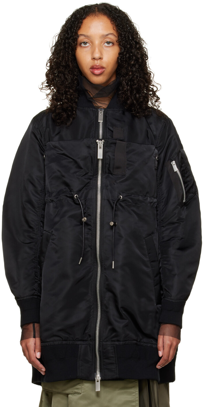 

Черный бомбер со вставками sacai