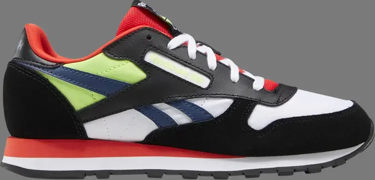 

Кроссовки classic leather big kid 'black dynamic red' Reebok, серый
