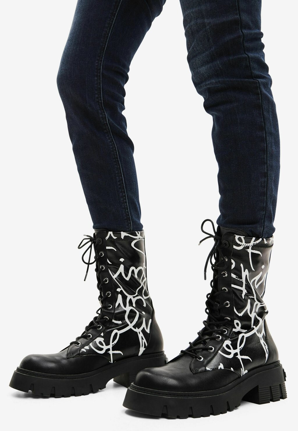 

Сапоги с платформой Desigual HIGH TRACK-MESSAGE, черный
