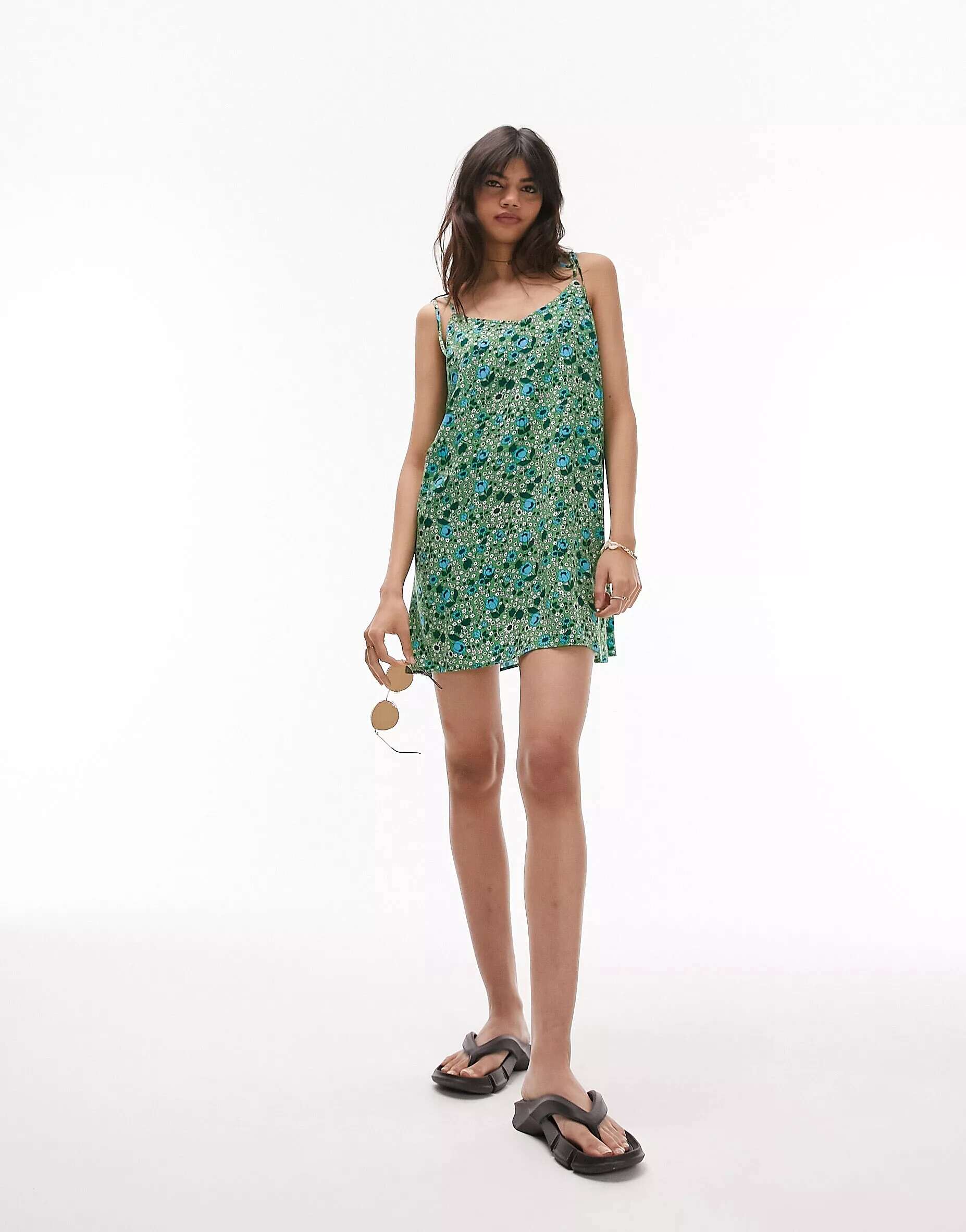 Зеленое пляжное мини-платье Topshop с цветочным принтом