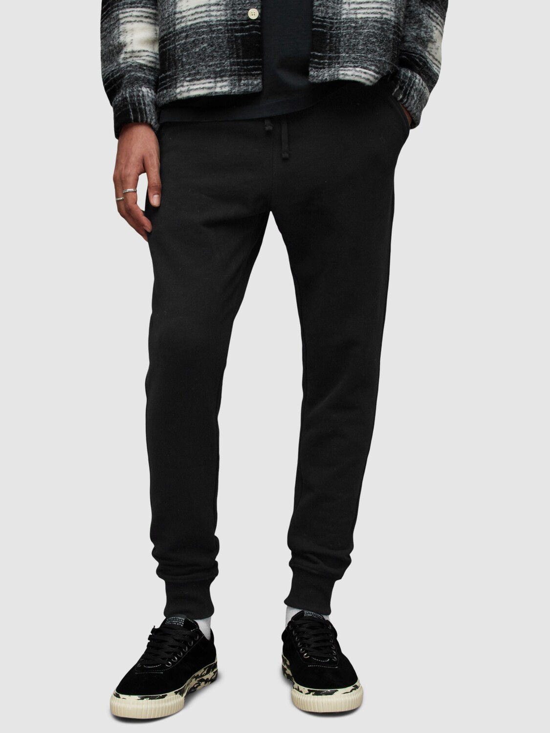 

Спортивные штаны AllSaints Raven с манжетами, черные