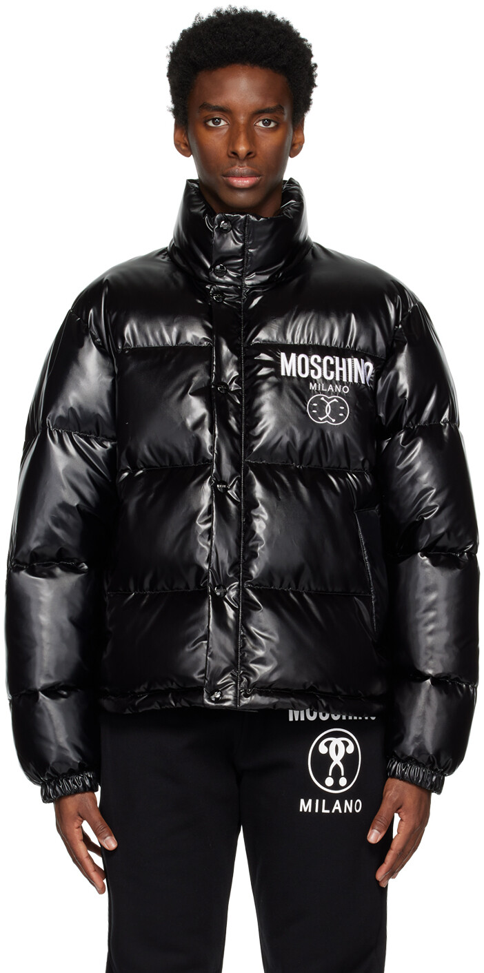 

Черная блестящая куртка-пуховик Moschino