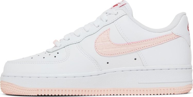 Air force 1 lv8 pink day best sale