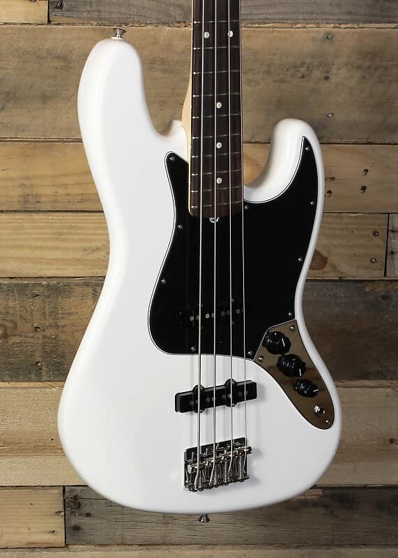 

Fender American Performer Jazz Bass Arctic White с чехлом