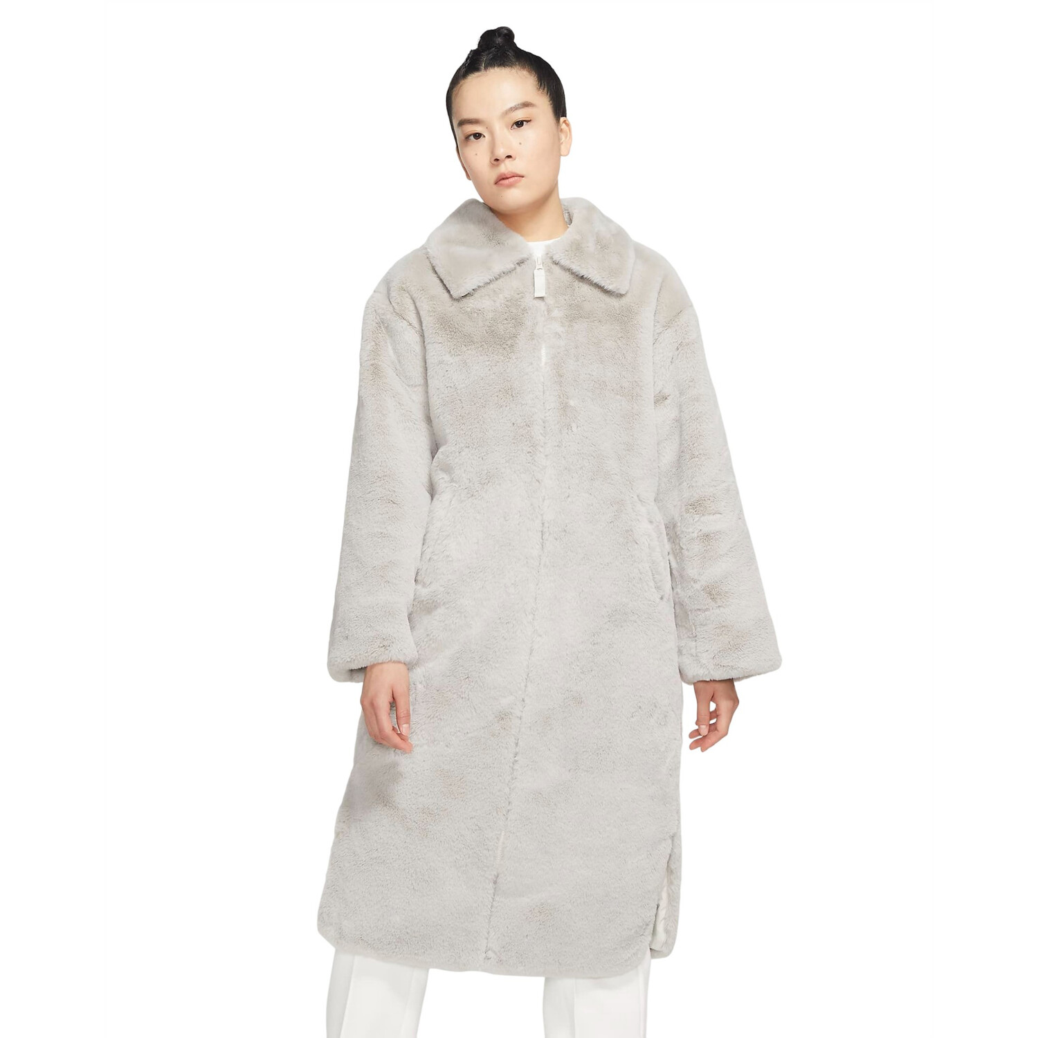 

Пальто Nike Sportswear Women's Faux Fur Long, серый/белый