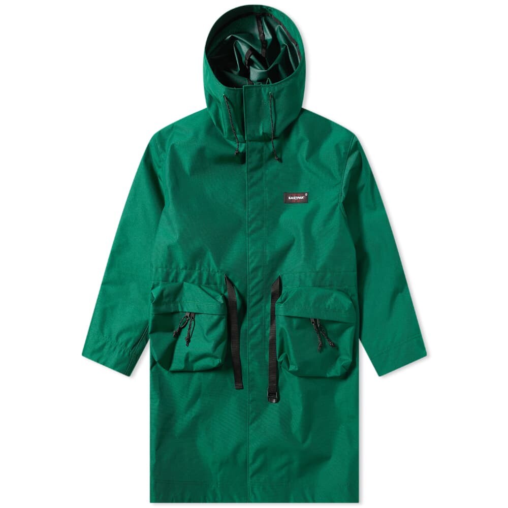 

парка из коллаборации с Eastpak Undercover