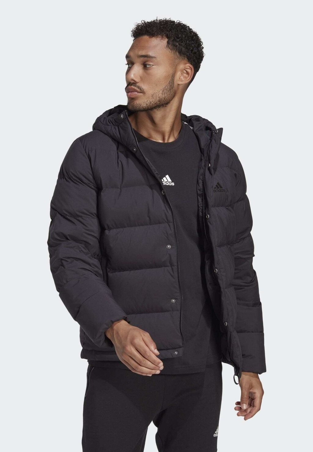 

Пуховик Helionic Hooded Down adidas Sportswear, цвет black black