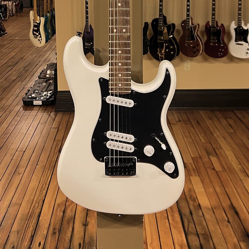 Squier Contemporary Stratocaster Special HT - жемчужно-белый