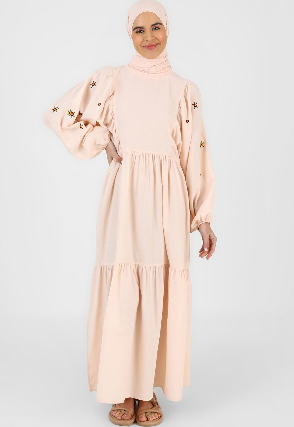 

Длинное платье Crew Neck Modest Benin Modanisa, цвет light pink