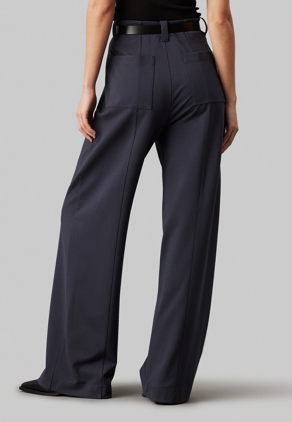 

Брюки LOOSE MILANO Calvin Klein Jeans, темно-серый