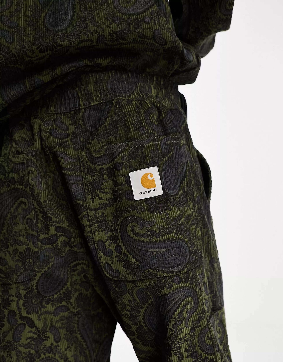 

Зеленые зауженные вельветовые брюки Carhartt WIP Flint Paisley Regular, Зеленый