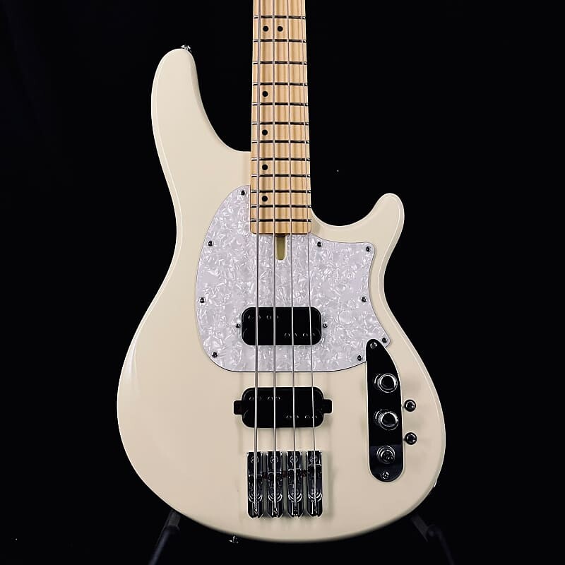 

CV-4 Ivory с активной электроникой Schecter CV-4 w/ Active Electronics