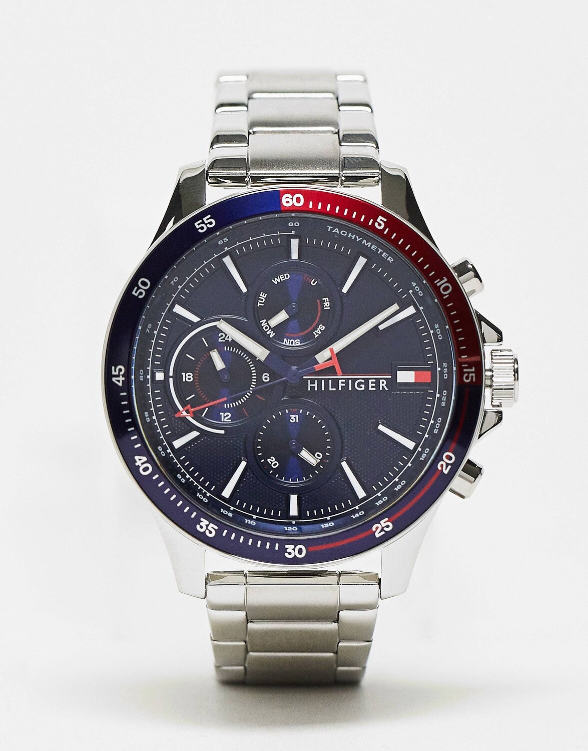 

Часы Tommy Hilfiger с серебряным браслетом и солнечными лучами