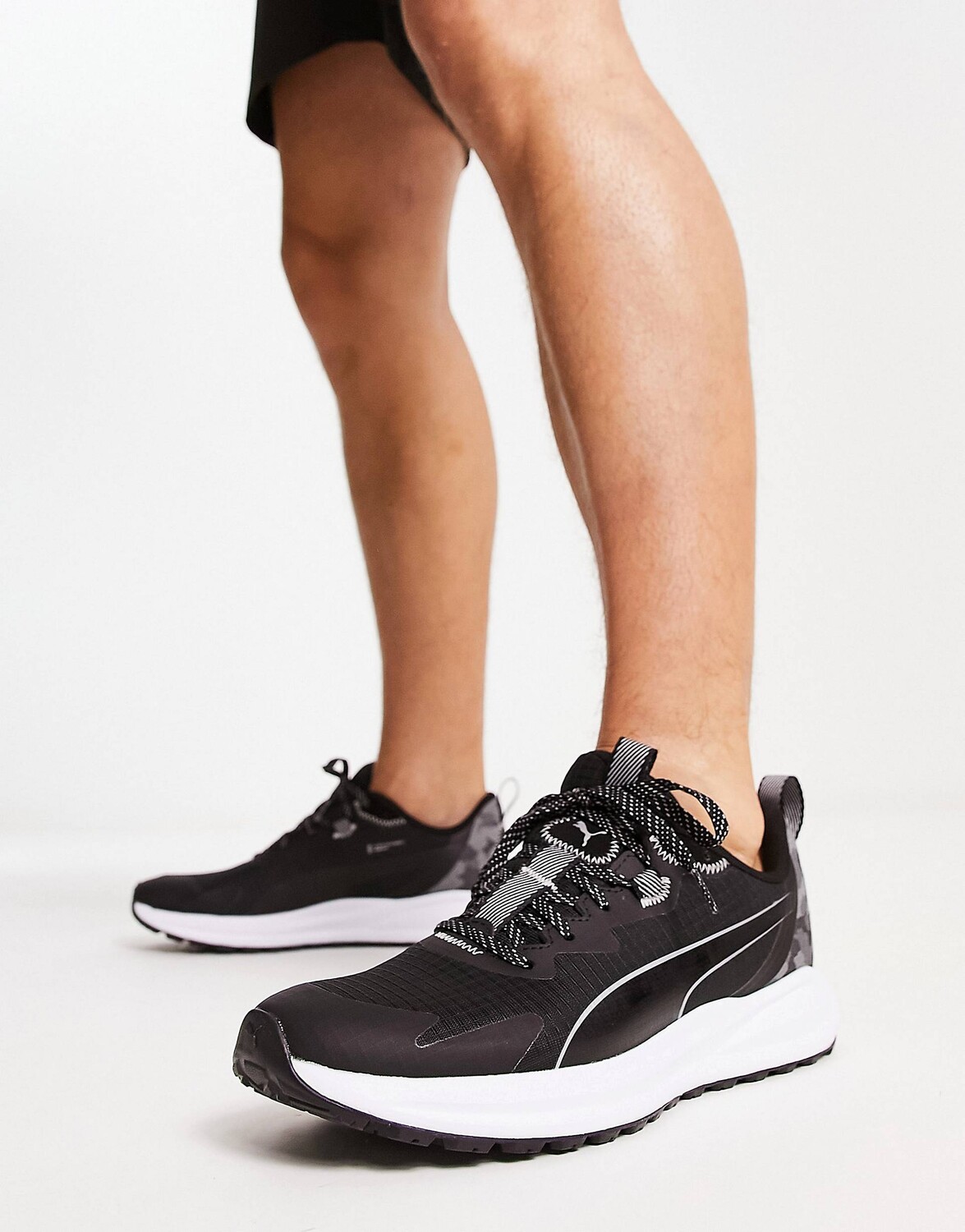 

Черные кроссовки Puma Twitch Runner Trail