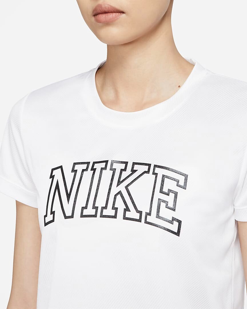 Футболка для бега Nike Dri-Fit Swoosh, белый/черный – купить из-за ...