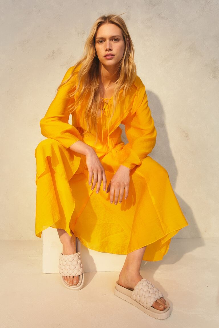 

Шлепки H&M, светло-серый бежевый