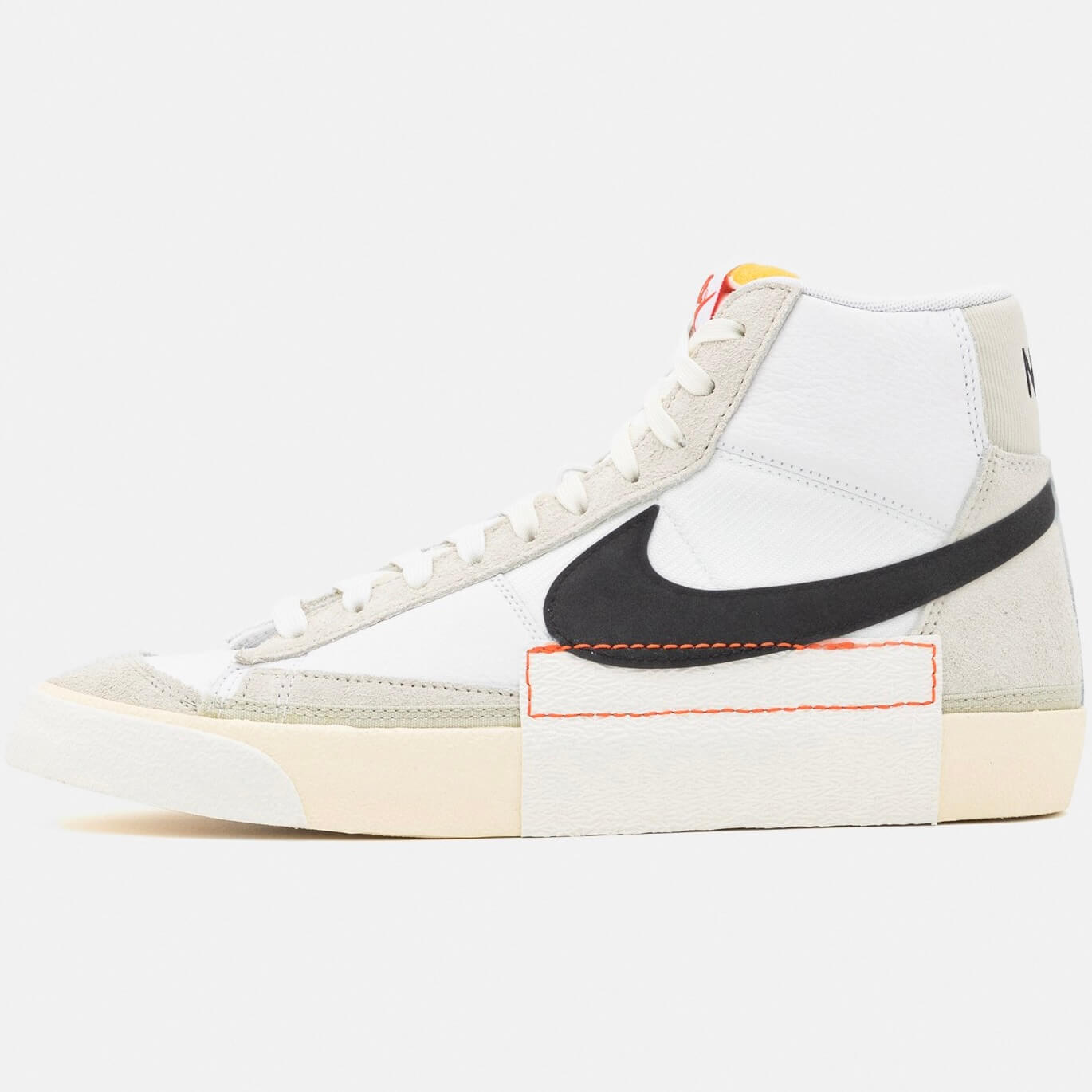 Nike Blazer с джоггерами