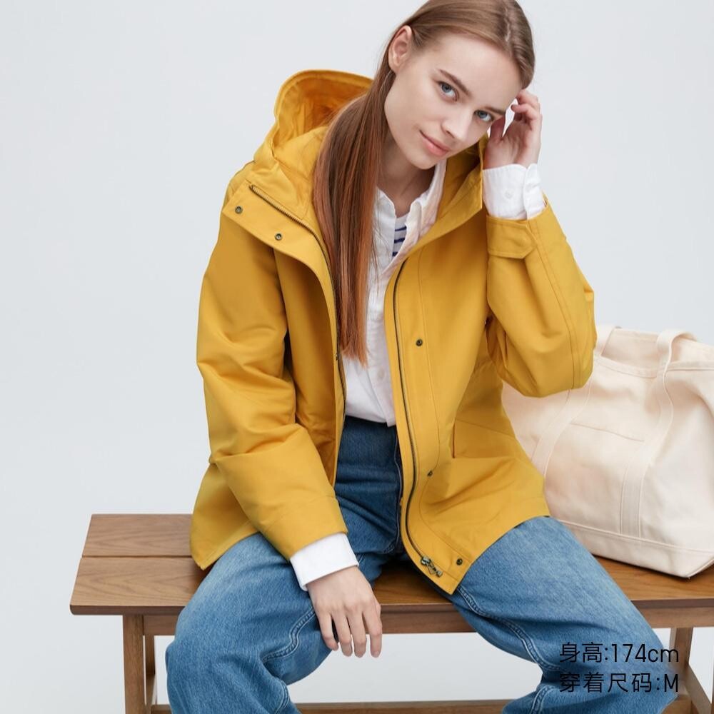 

Куртка Uniqlo водонепроницаемая, желтый