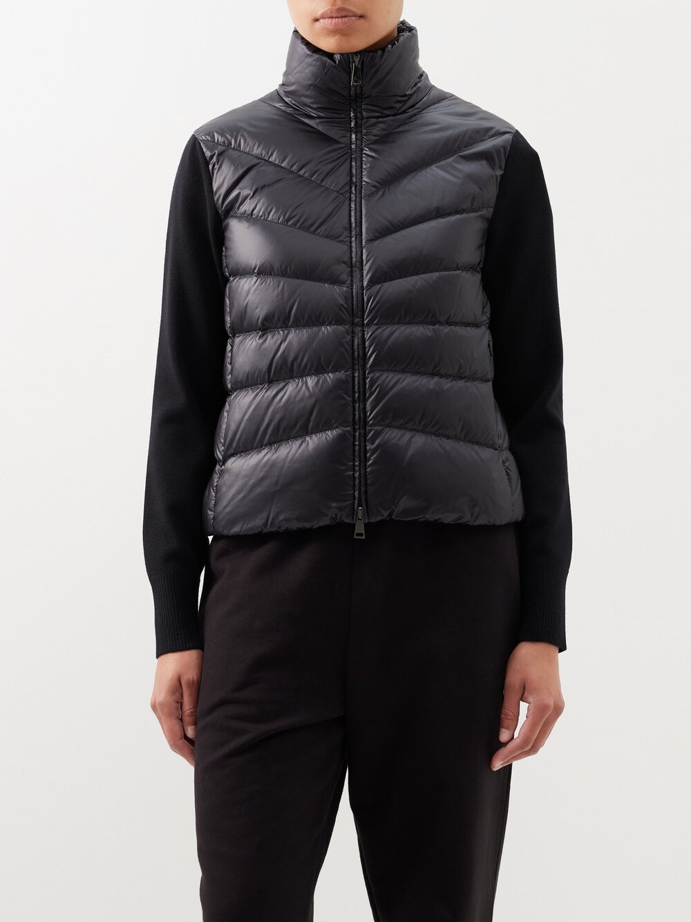 

Стеганая куртка из пуха и шерсти мериноса Moncler, черный
