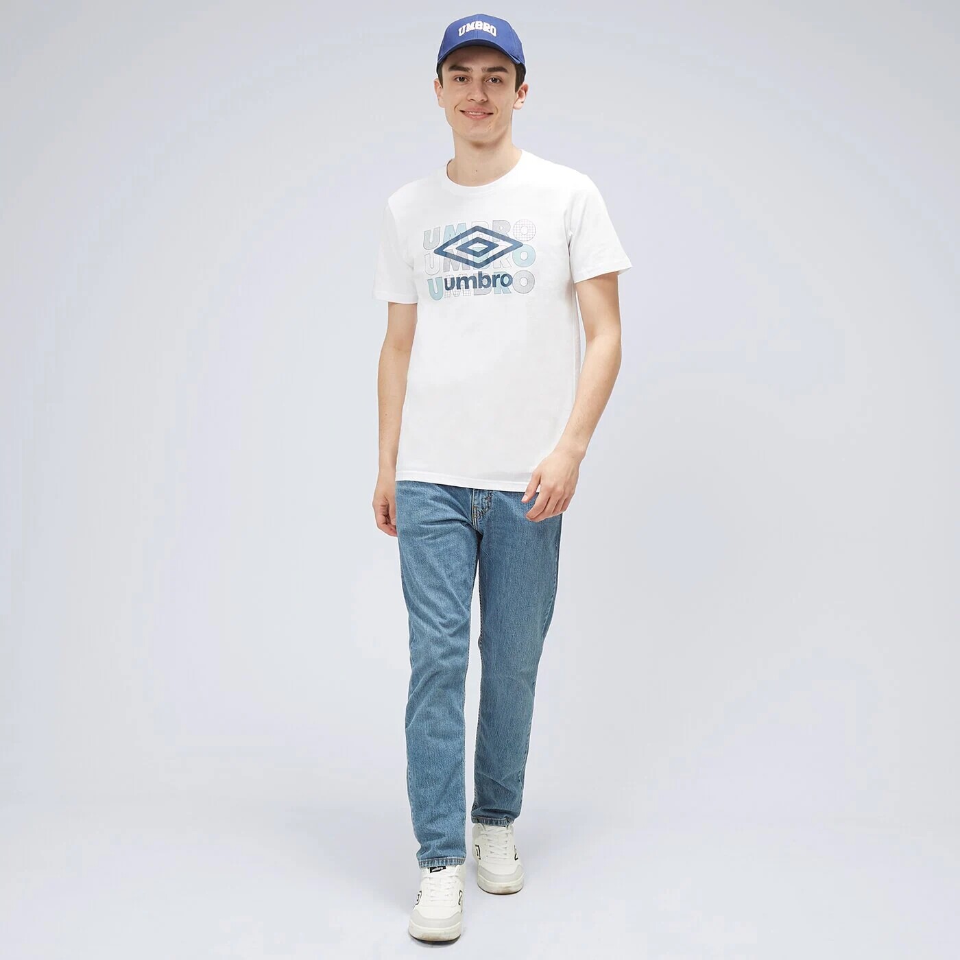 

Футболка Umbro Medho, белый