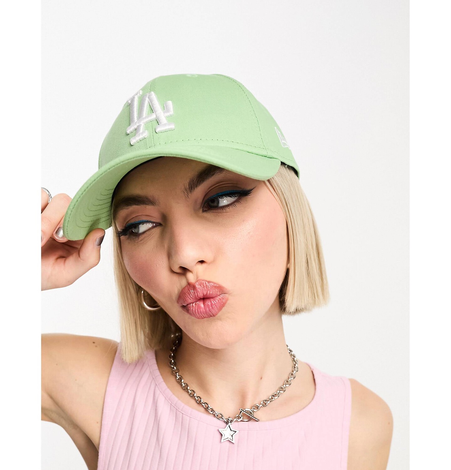 

Зеленая кепка New Era 9Forty LA