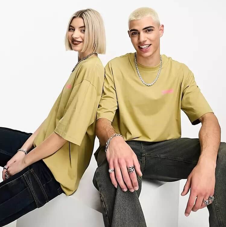 

Футболка Collusion Unisex Mirror Logo, хаки