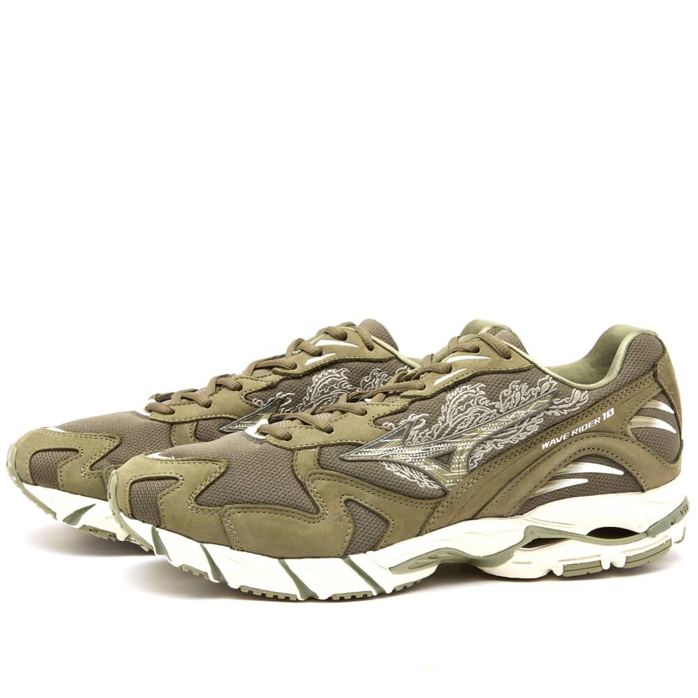 

Кроссовки Mizuno x Maharishi Wave Rider 10