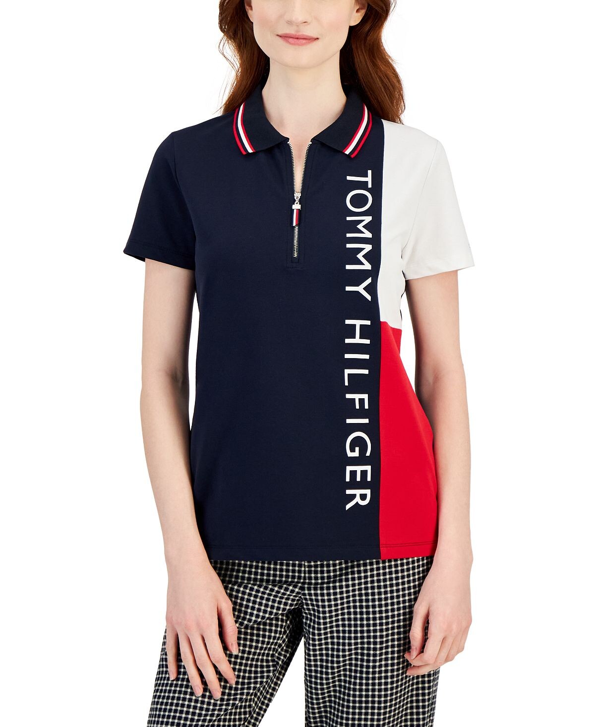 

Женская рубашка-поло на молнии с цветными блоками и логотипом Tommy Hilfiger