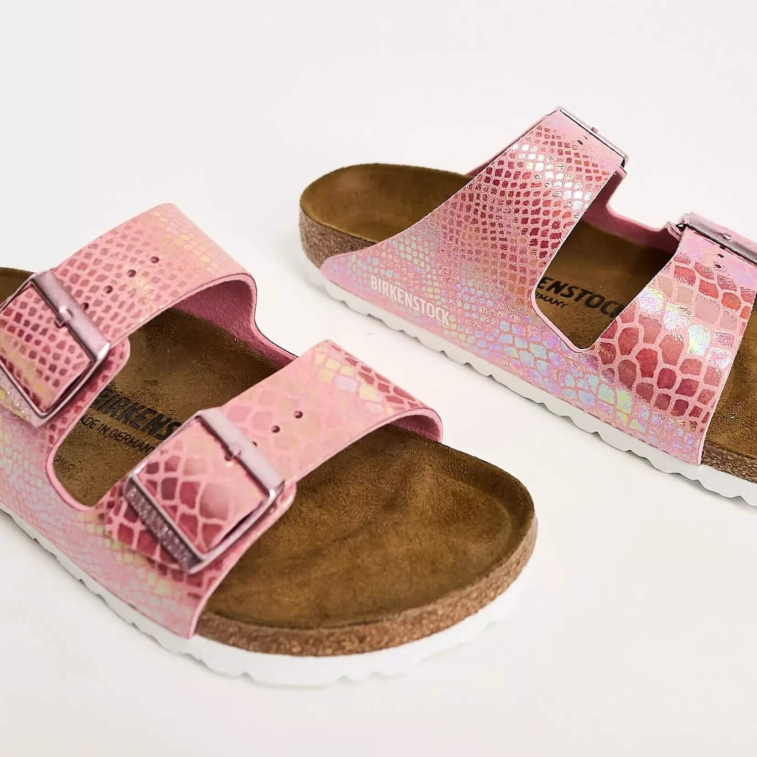 

Сандалии Birkenstock Arizona Vegan Sandals Snake, розовый/белый/коричневый
