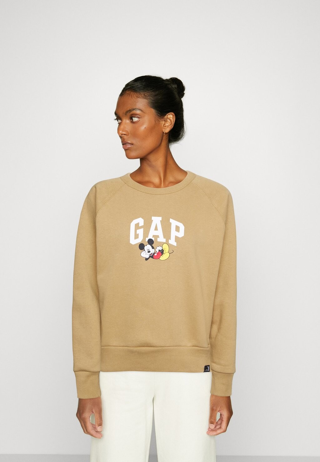 

Толстовка GAP