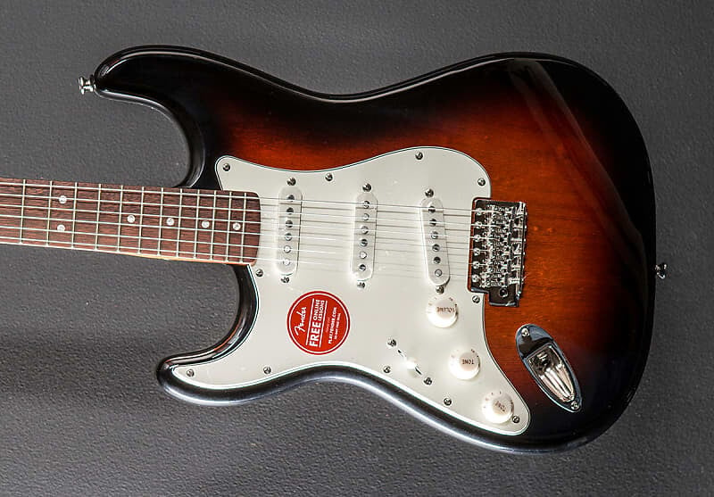 

Classic Vibe 60’s Stratocaster, левая рука, 3 цвета Sunburst Squier Classic Vibe 60’s Stratocaster Left Hand-