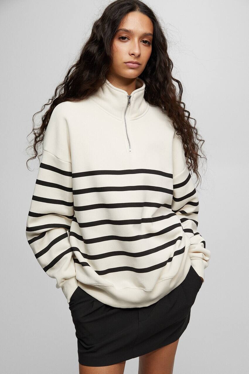 

Полосатая толстовка с молнией Pull&Bear, экрю/черный