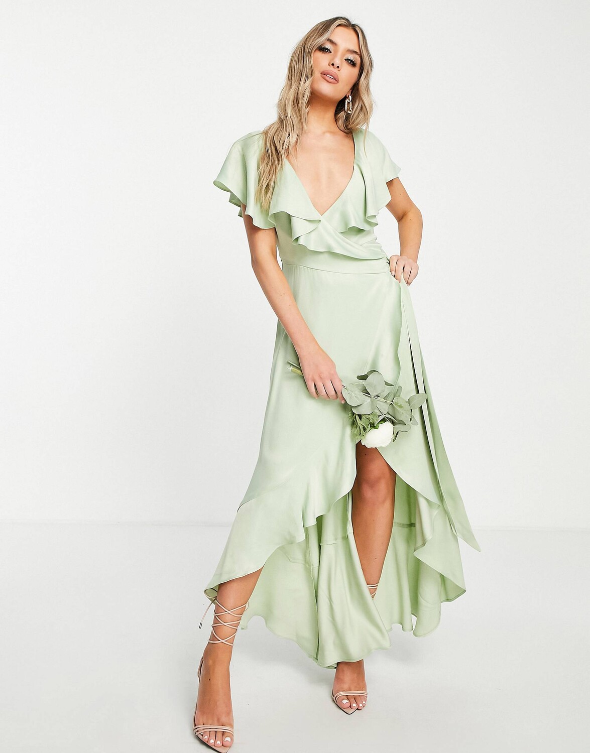 

Атласное платье цвета шалфея с запахом и оборками Topshop bridesmaid