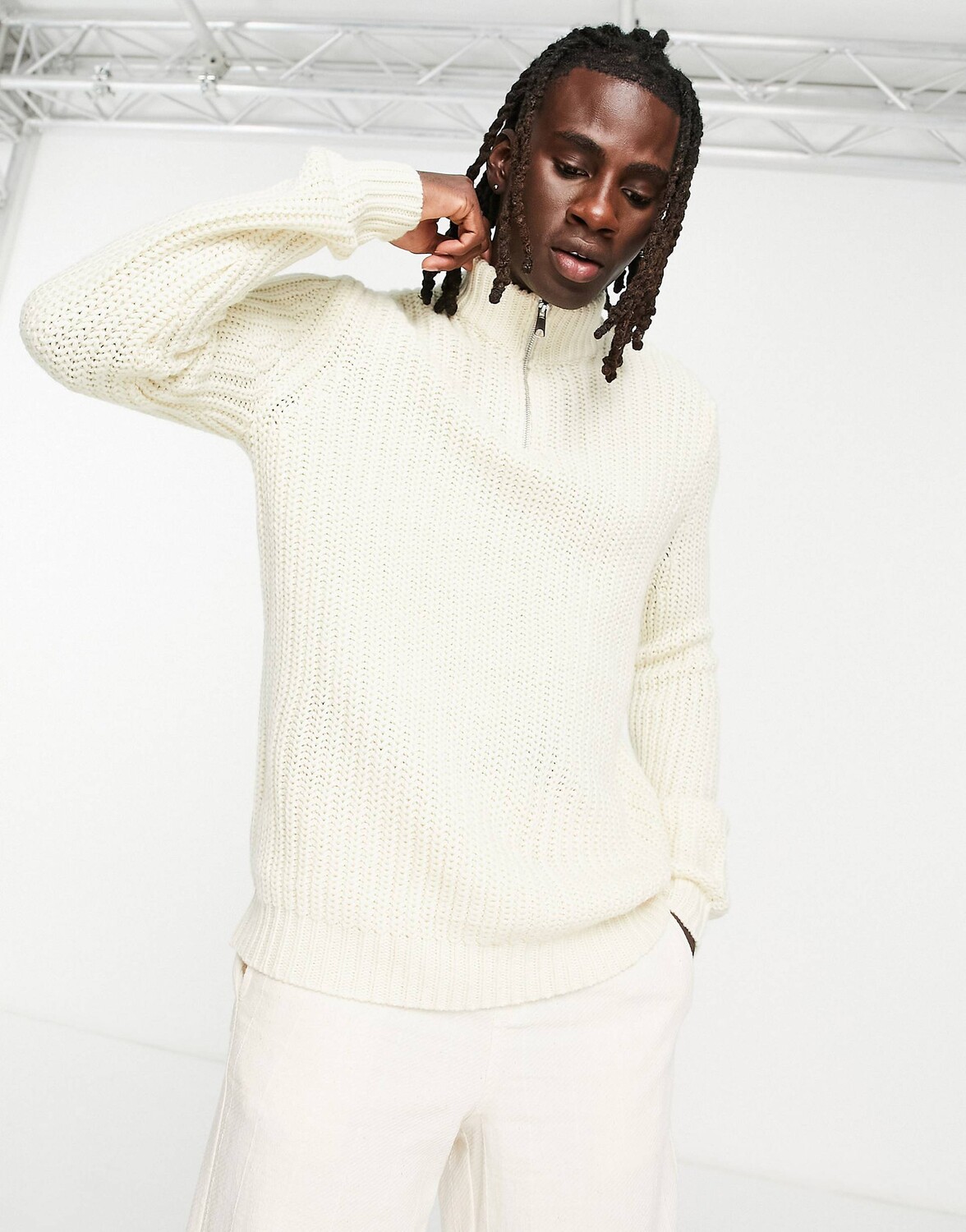 

Бежевый джемпер в рубчик с молнией до половины ASOS DESIGN