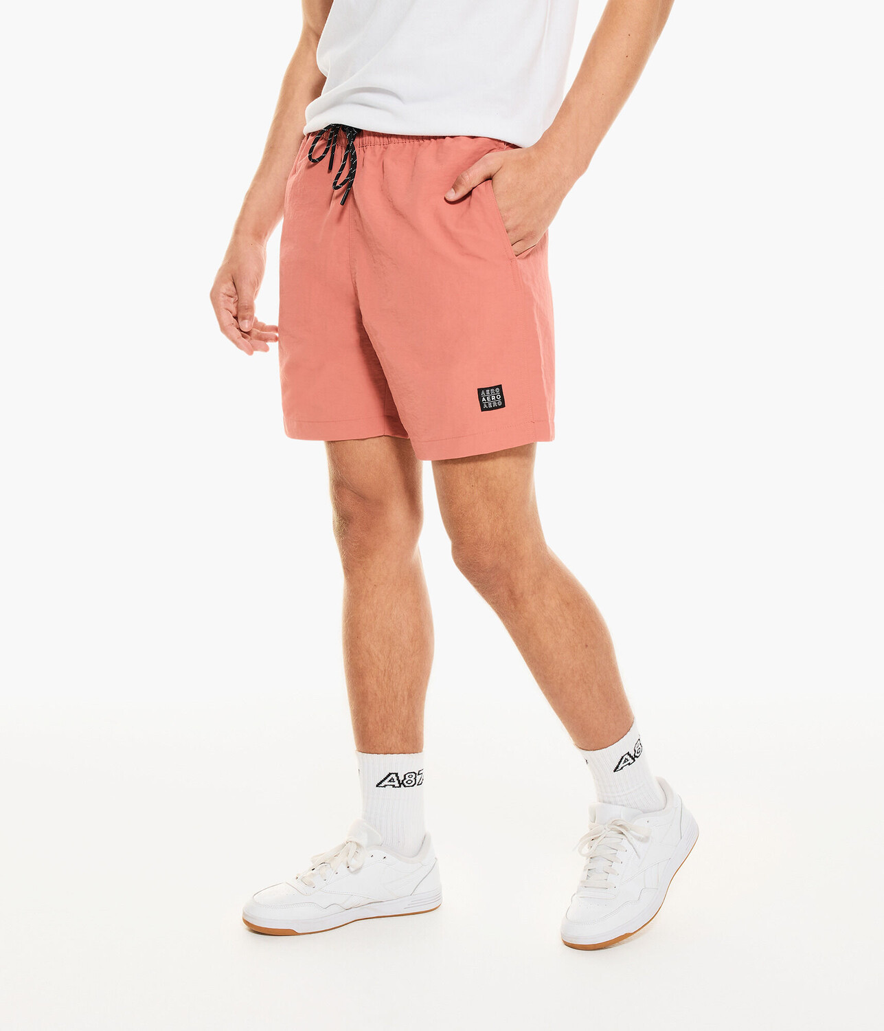 

Шорты-джоггеры Kickback 6,5 дюйма Aeropostale, красный